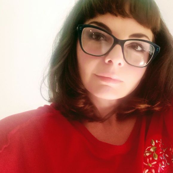 Meet your Posher, Jessica - Picture 1 of 1